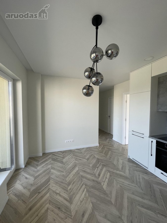 Parduodamas 3 kambarių įrengtas, 40m2, 2023 metų name butas