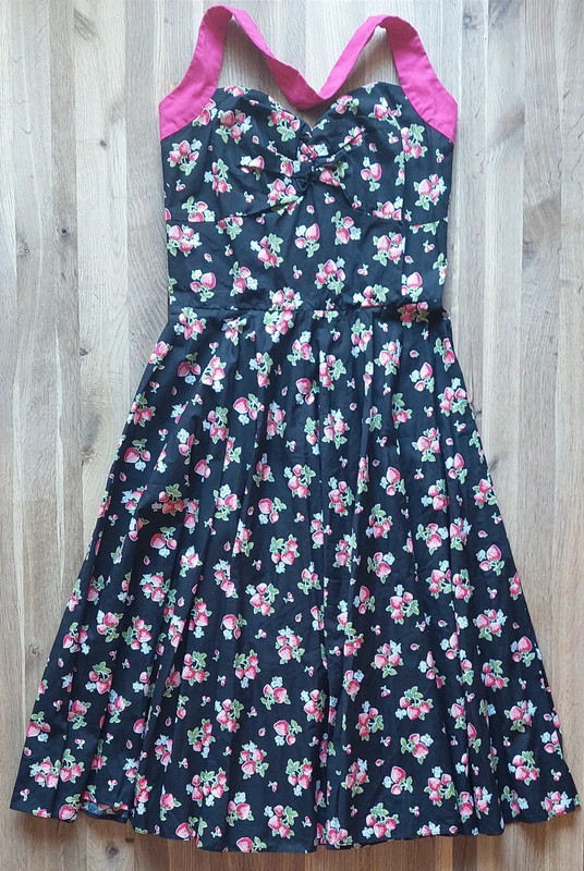 Vintage Allure suknelė