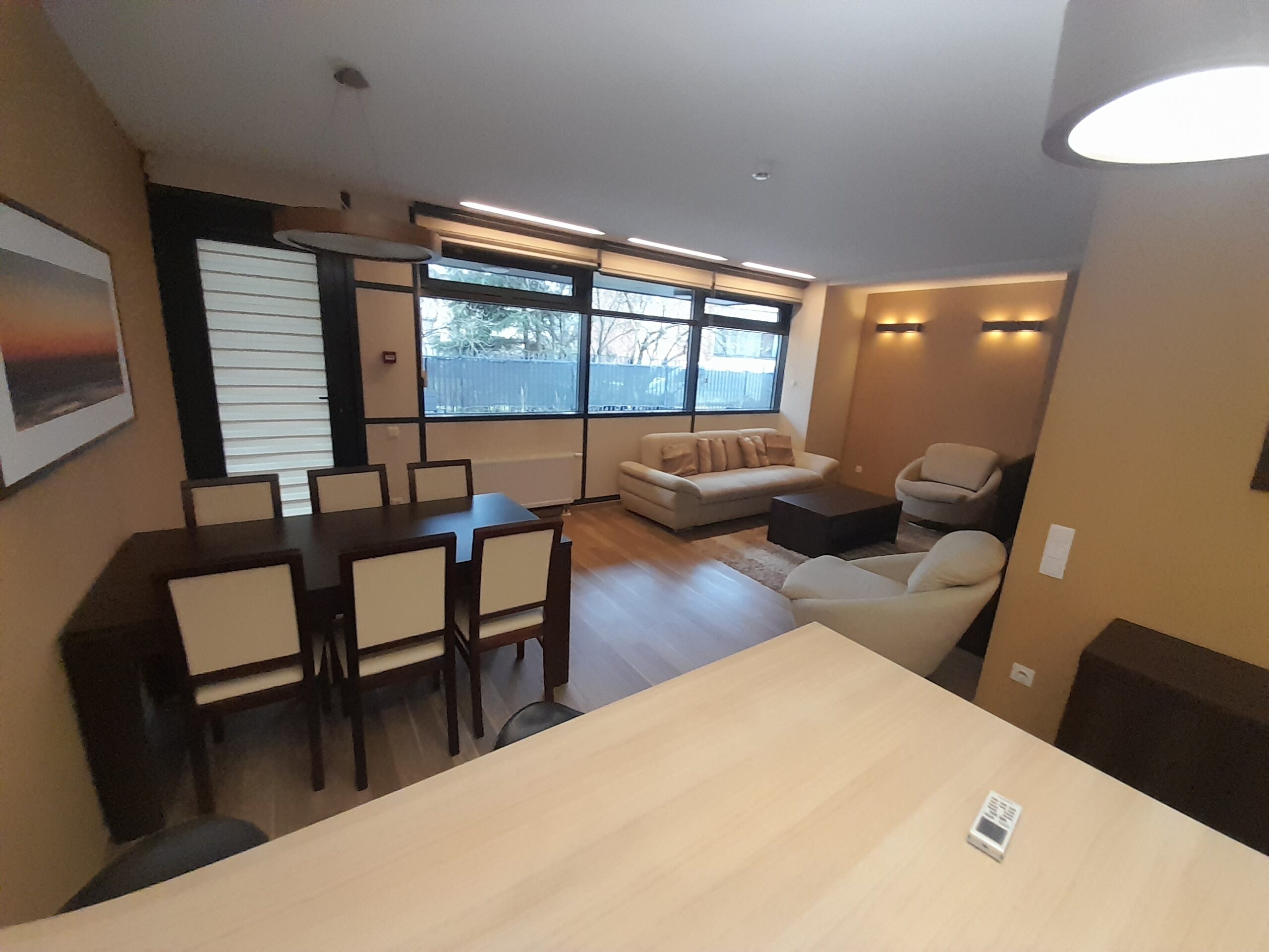 Nuomojamas 74 kv.m. 3 kambarių apartamentai Klaipėdos miesto centre