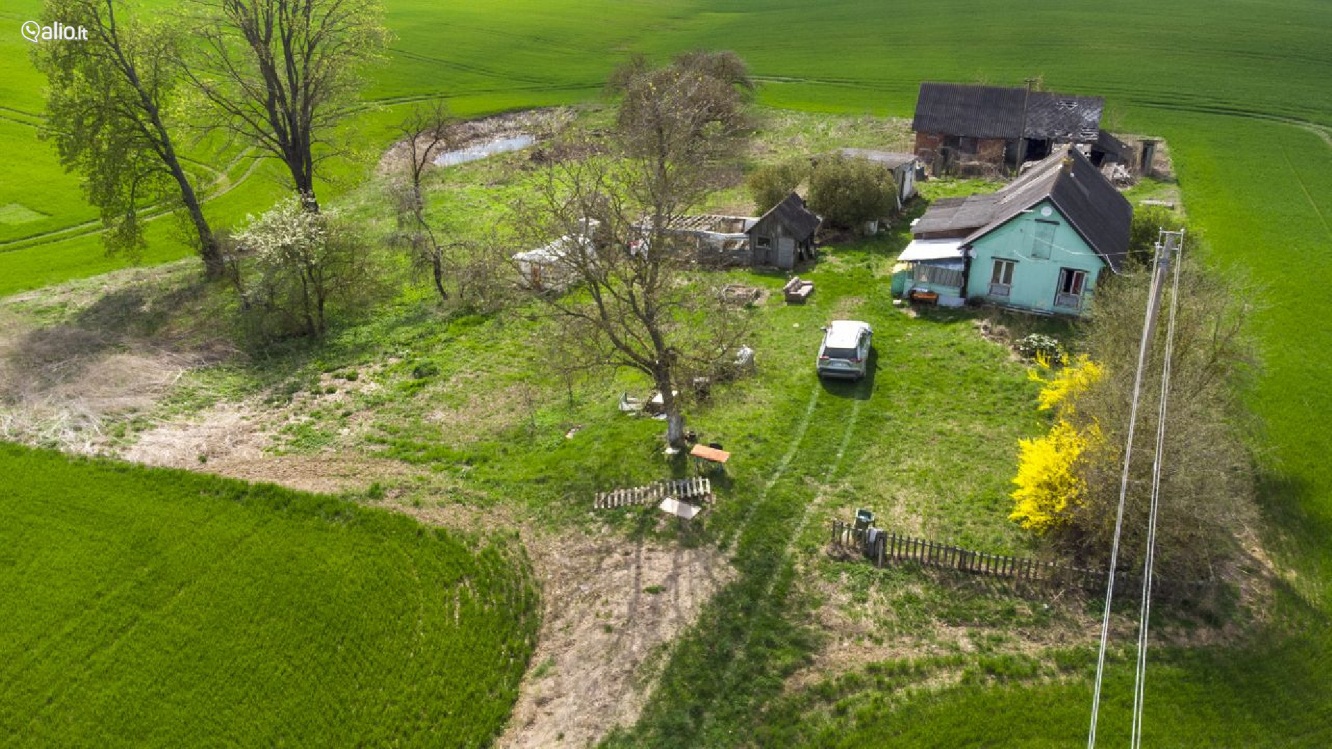 Parduodama sodyba vienkiemyje