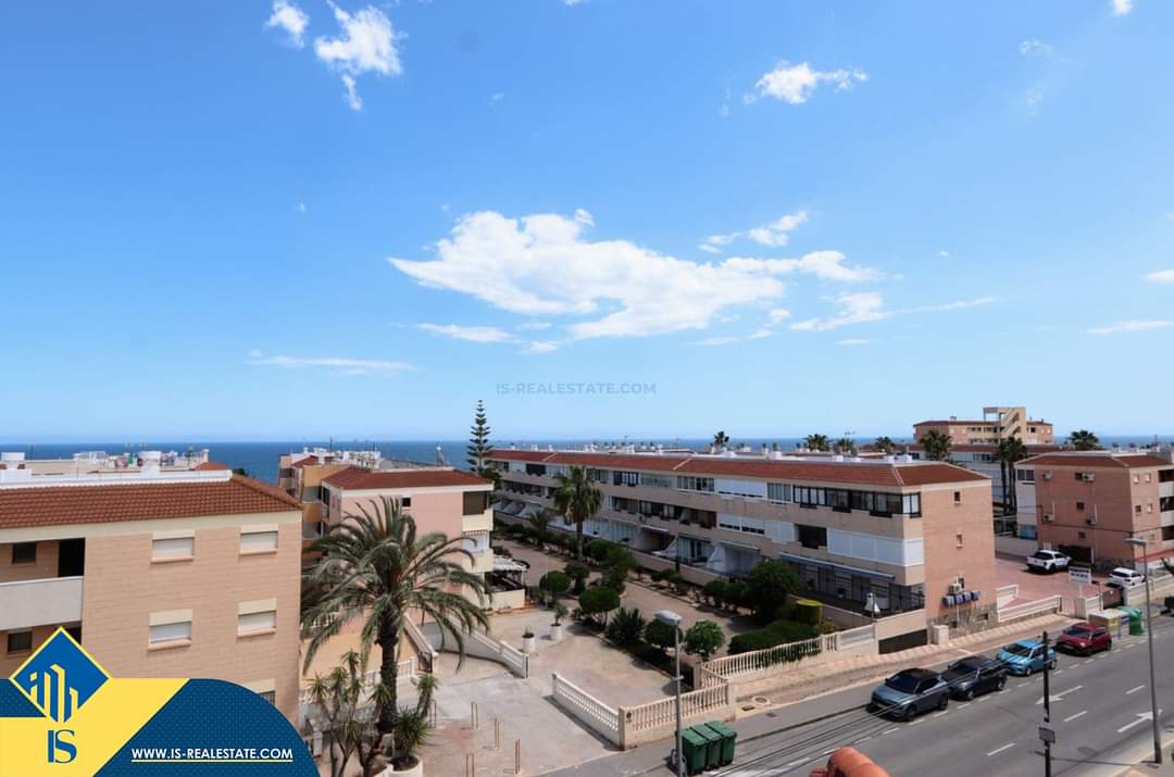 Parduodamas 2 kambarių renovuotas apartamentas su vaizdu į jūrą, Ispanijoje, Alicante provincijoje, Orihuela Costa