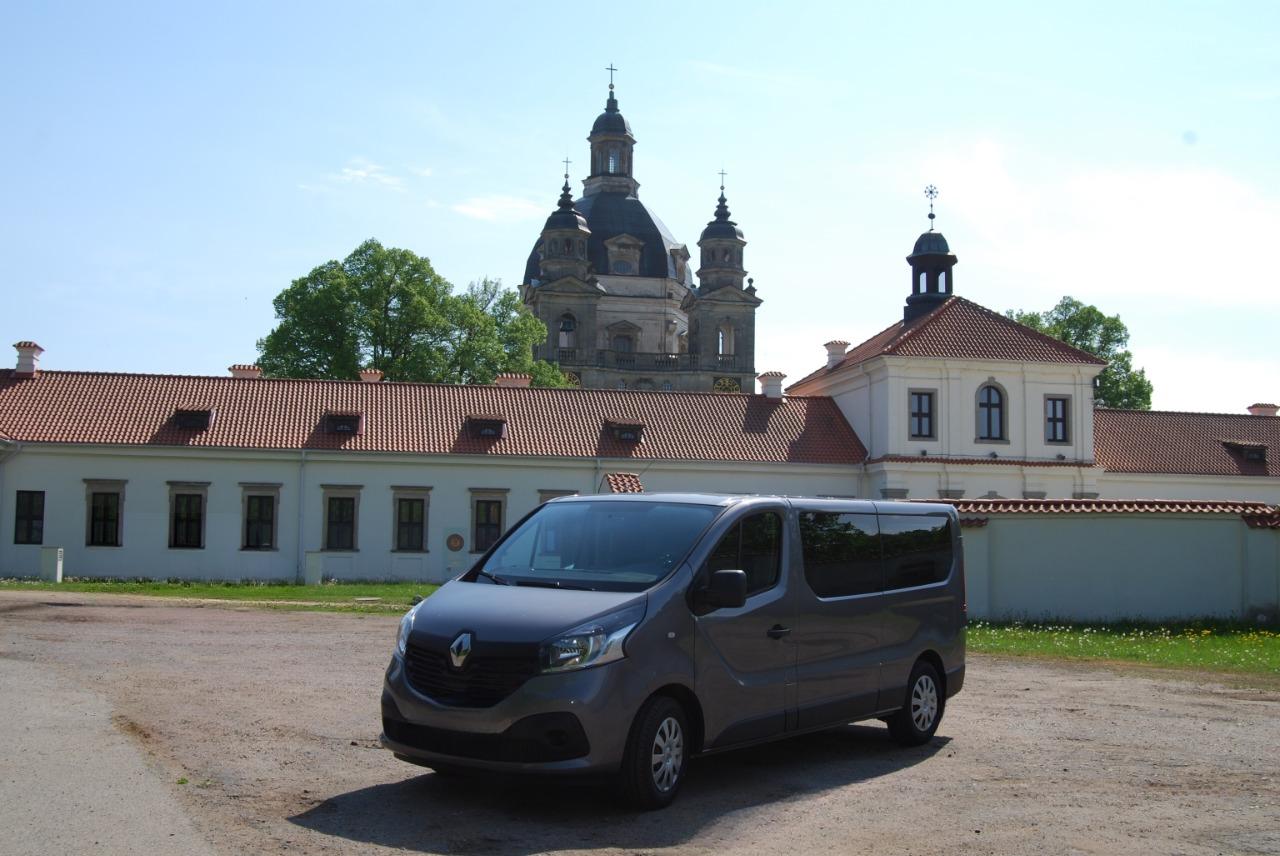 Keleivių pervežimo paslaugos Lietuvoje, vežame keleivius į/iš oro uostų Tel:+37064314115