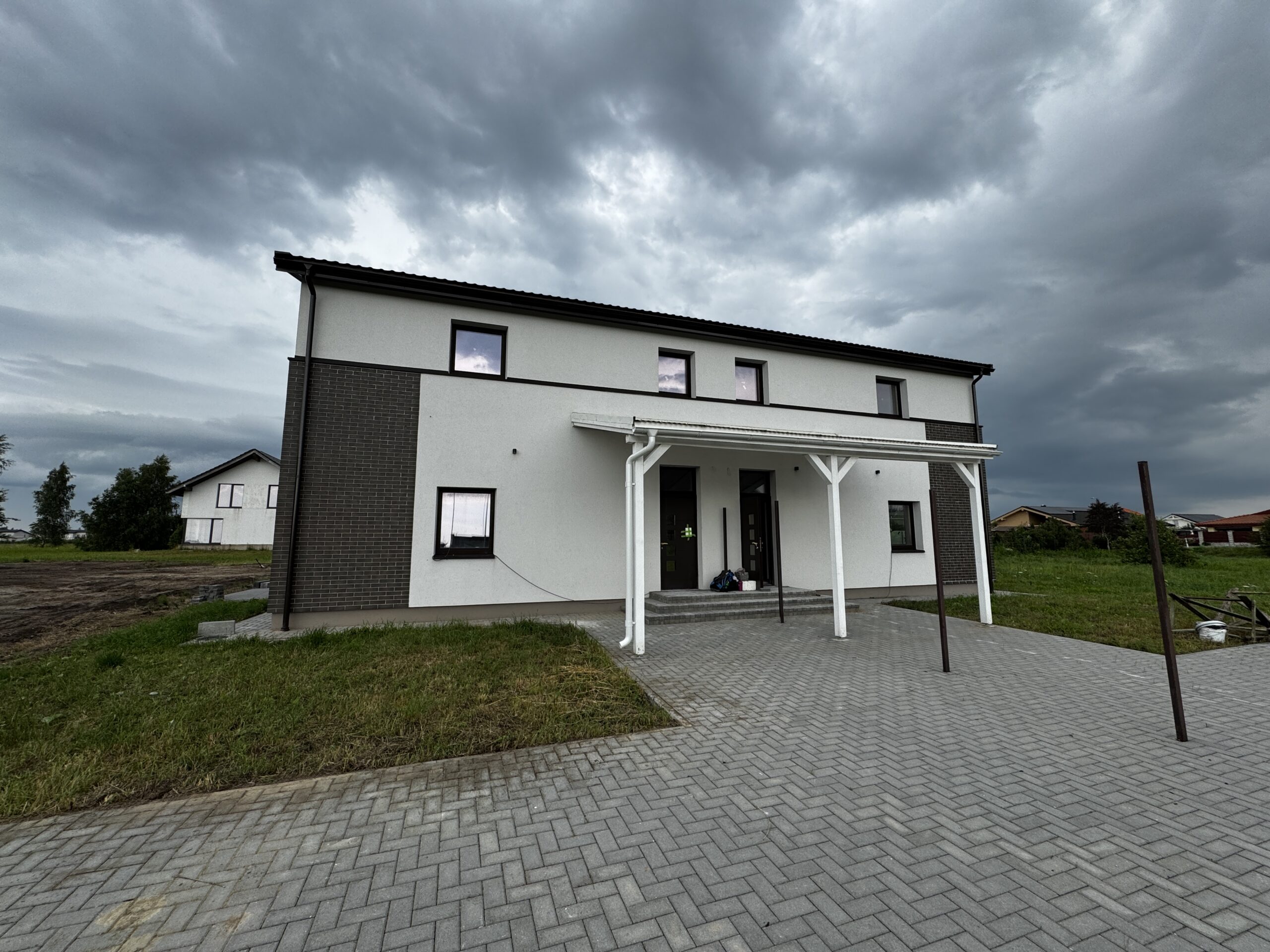 Klaipėdos r. sav., Mazūriškių k., Stonės g., mūrinis sublokuotas kotedžas