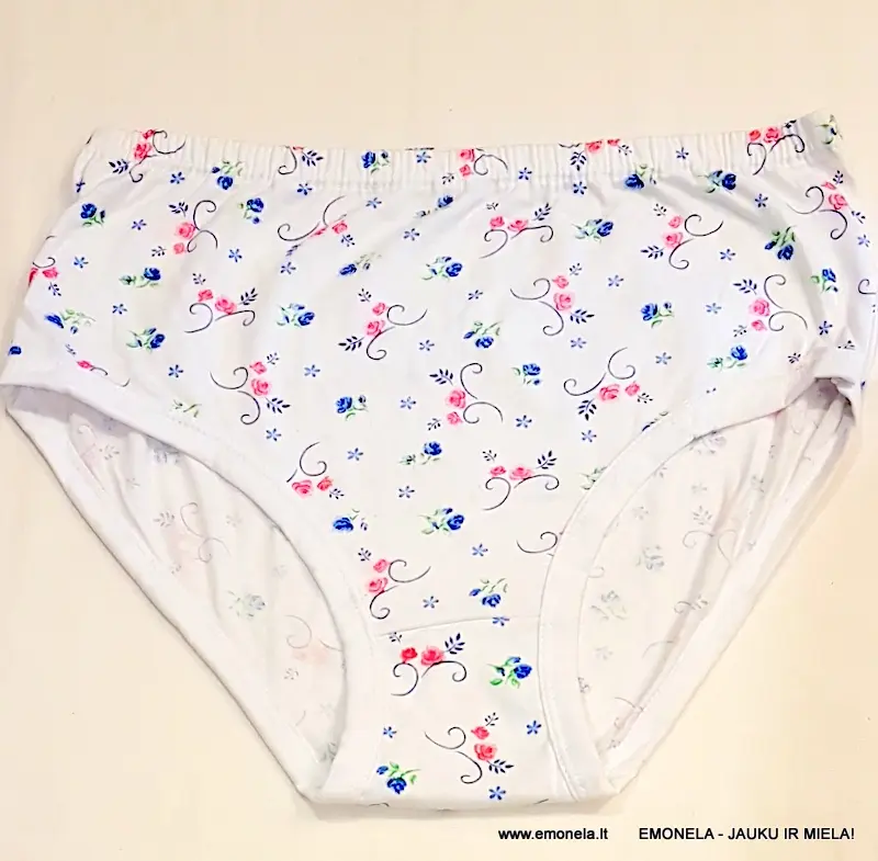 Apatinės kelnaitės moterims, XL ir 3 XL dydžiai, kaina 2,50 €