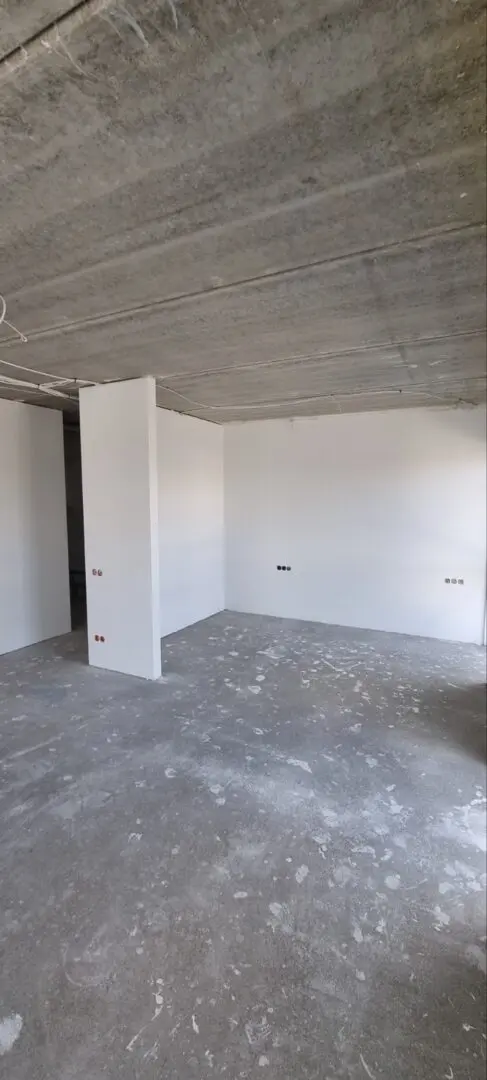 Vidaus apdaila. Glaistymo ir dažymo darbai.