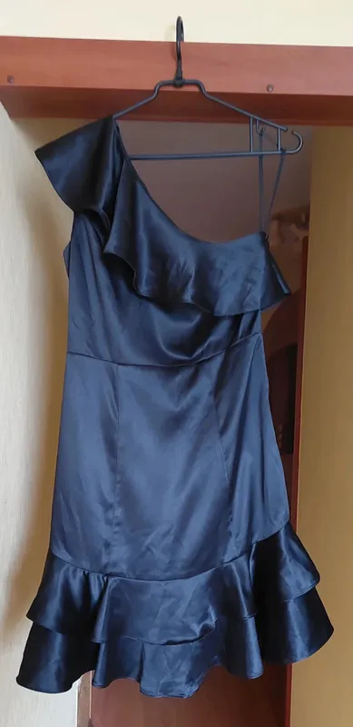 Proginė suknelė