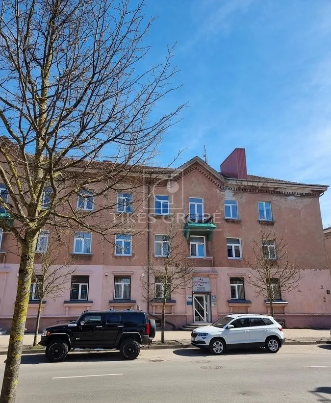 Pačiame Klaipėdos centre, parduodamos administracinės paskirties patalpos.