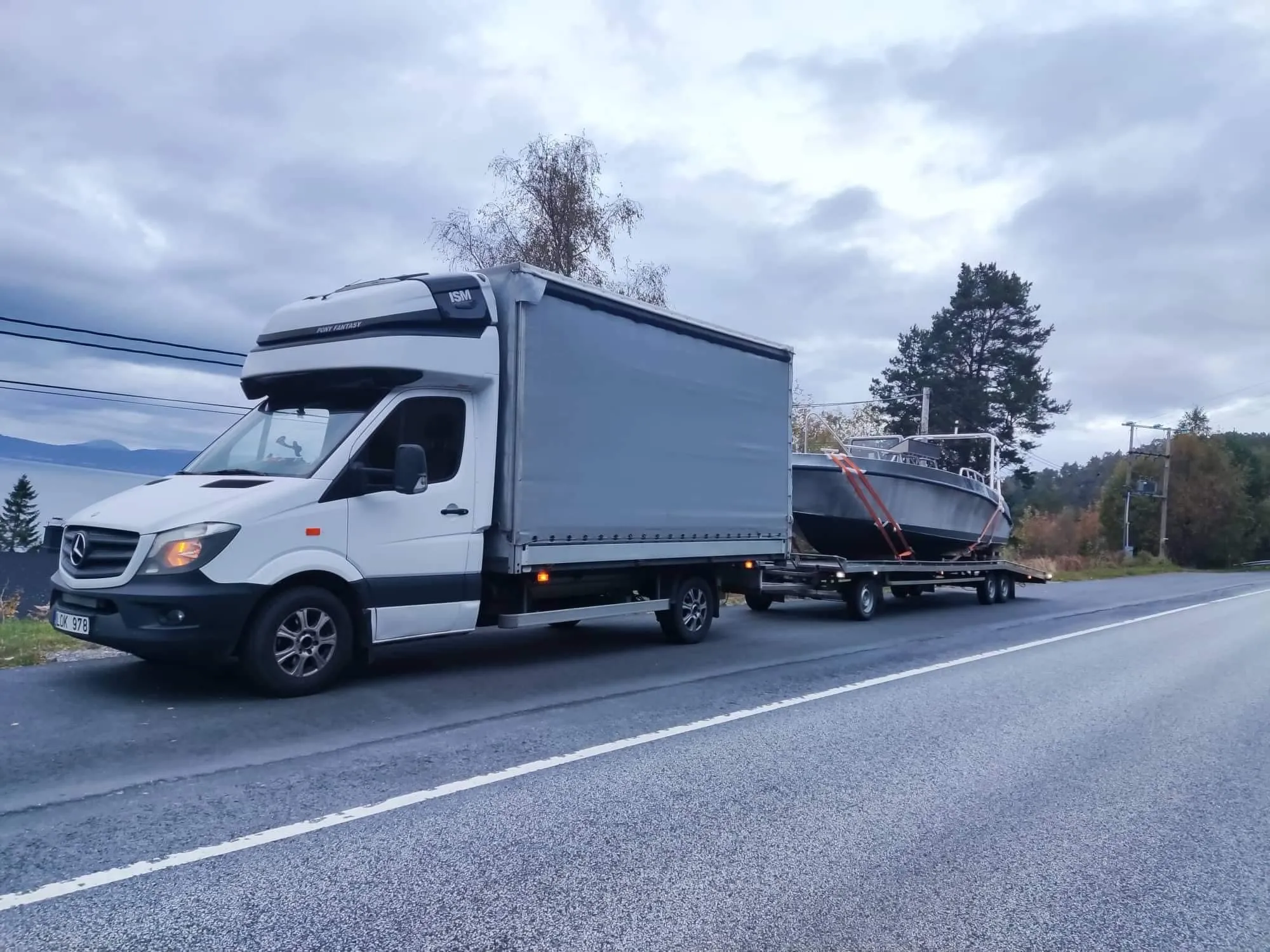 ŠILTNAMIŲ VEŽIMAS / Siuntos / KROVINIAI / automobilių pervežimai