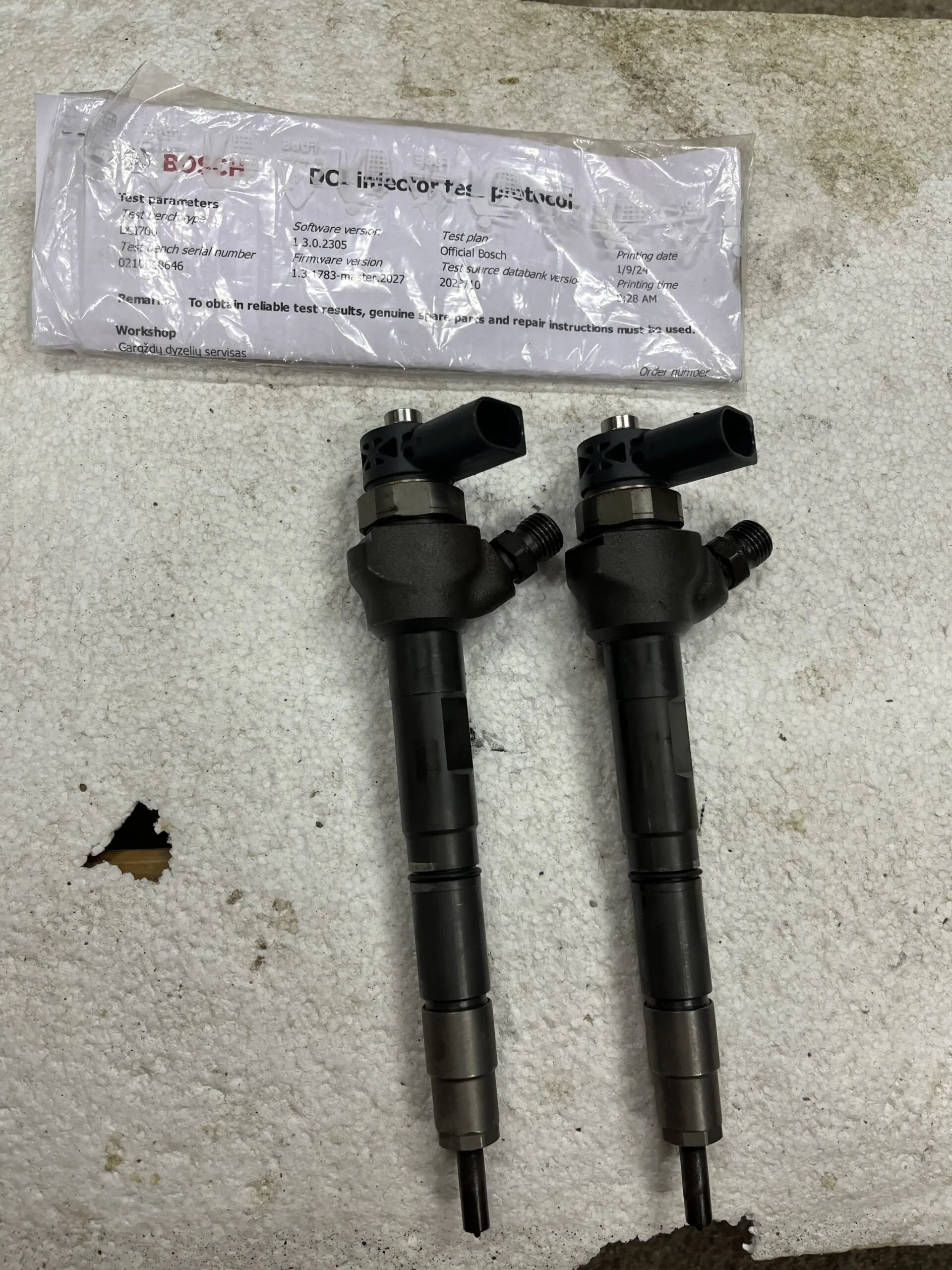 04L130277E , VW/Skoda 2.0 tdi Bosh purkstukai
