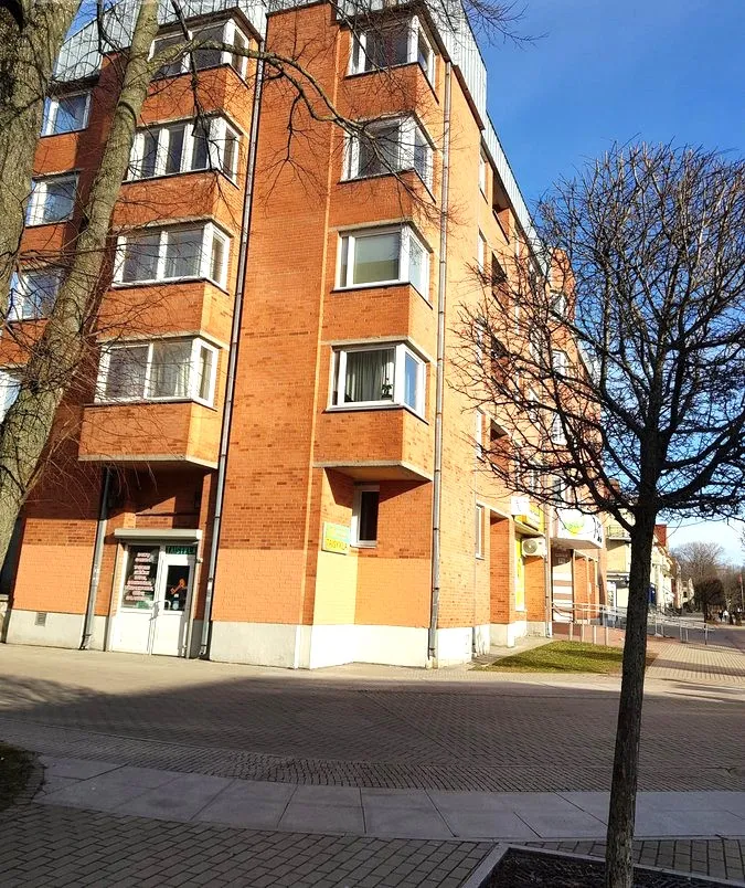 Pačiame Klaipėdos centre 3jų kambarių butas.