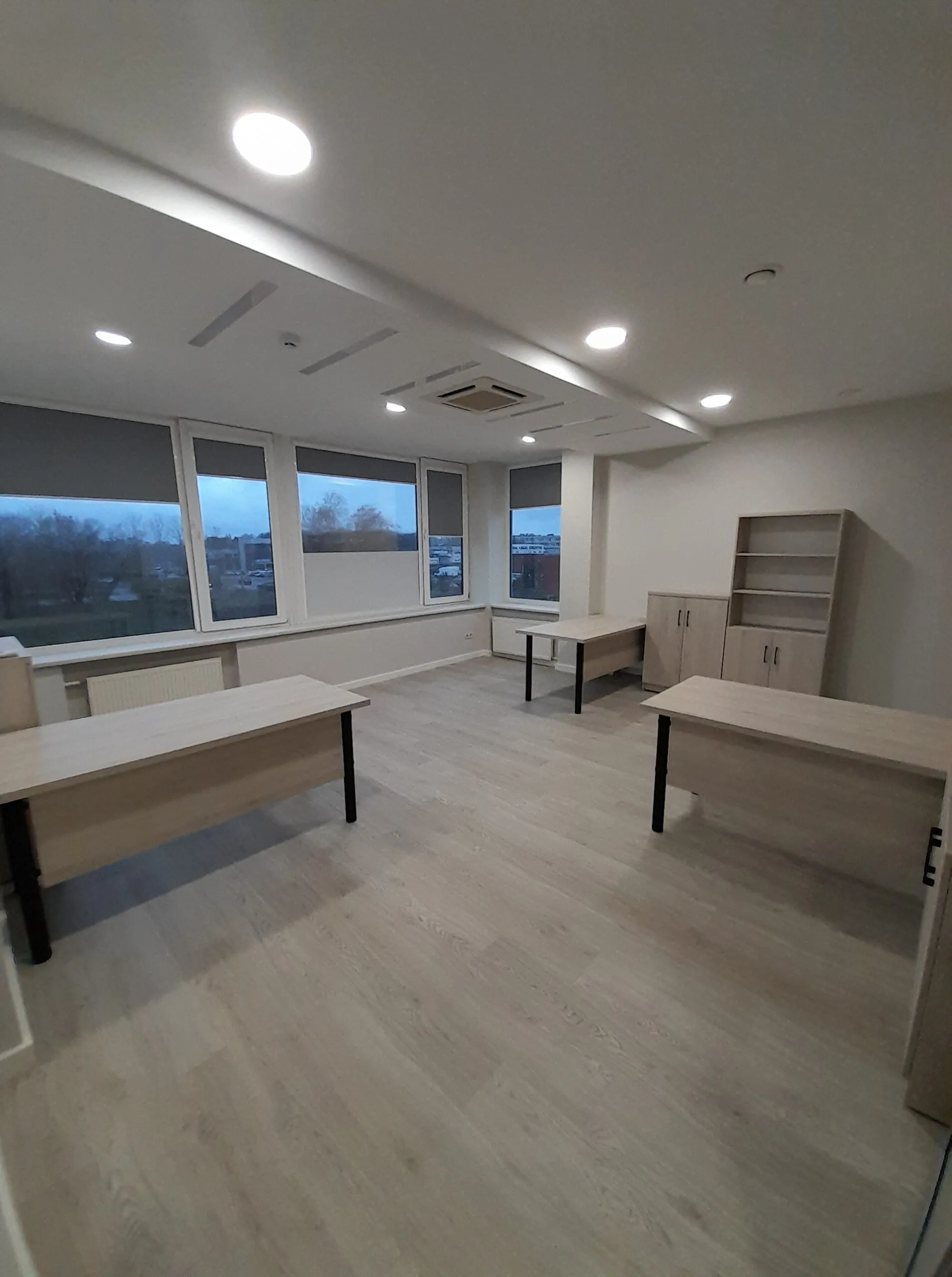 Išnuomojamos administracinės patalpos Svajonės g. 86 kv.m.