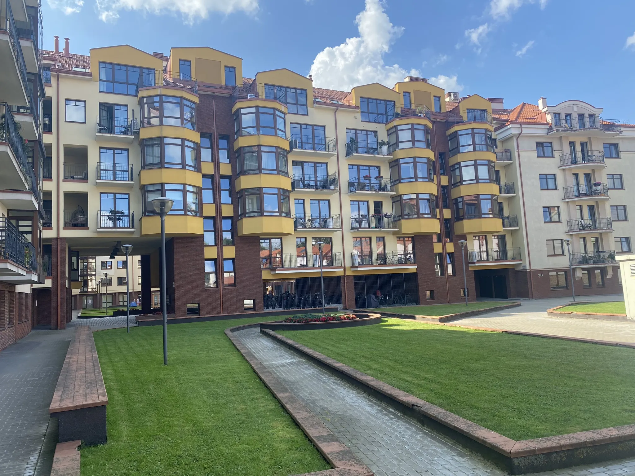 Išnuomojamas 2 kambarių butas Šaltinių g. 24, Vilnius.