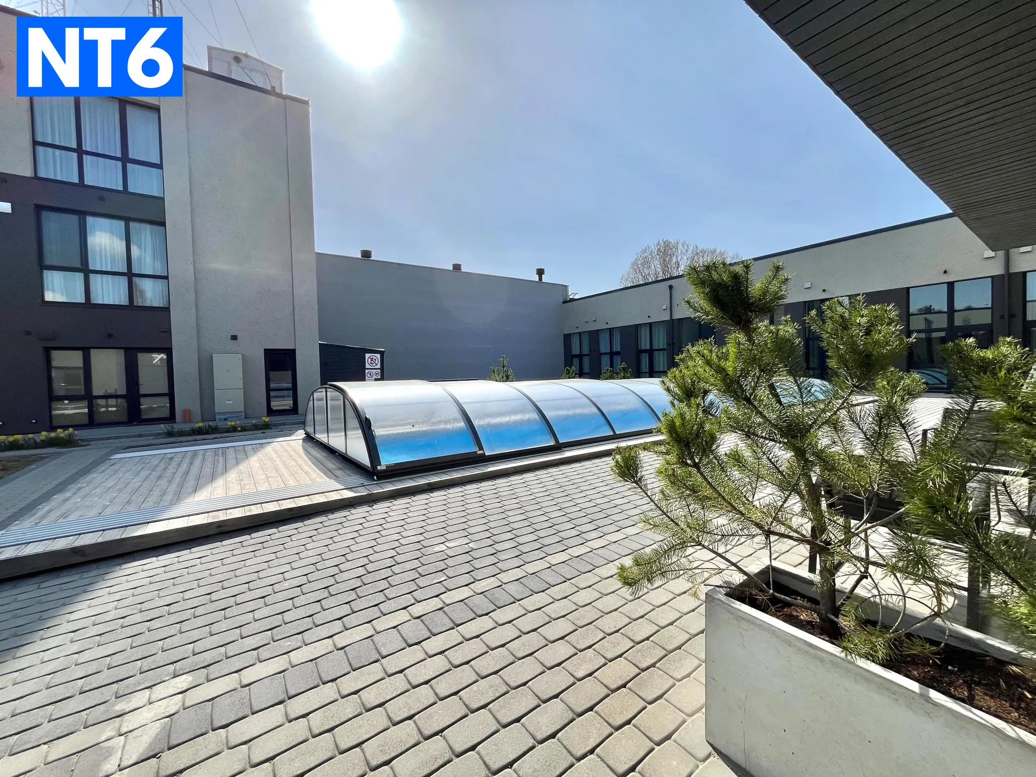 PARDUODAMAS 26 M2 LOFTAS SU ŠILDOMU BASEINU
