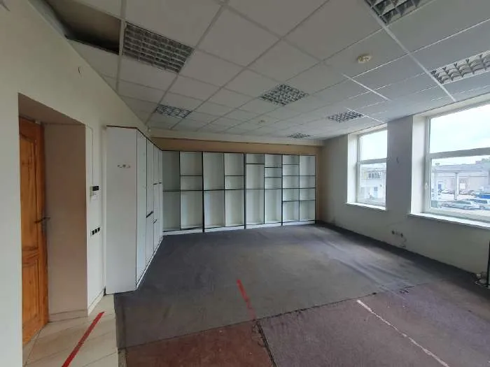 Sandėlių g. išnuomojamos komercinės patalpos