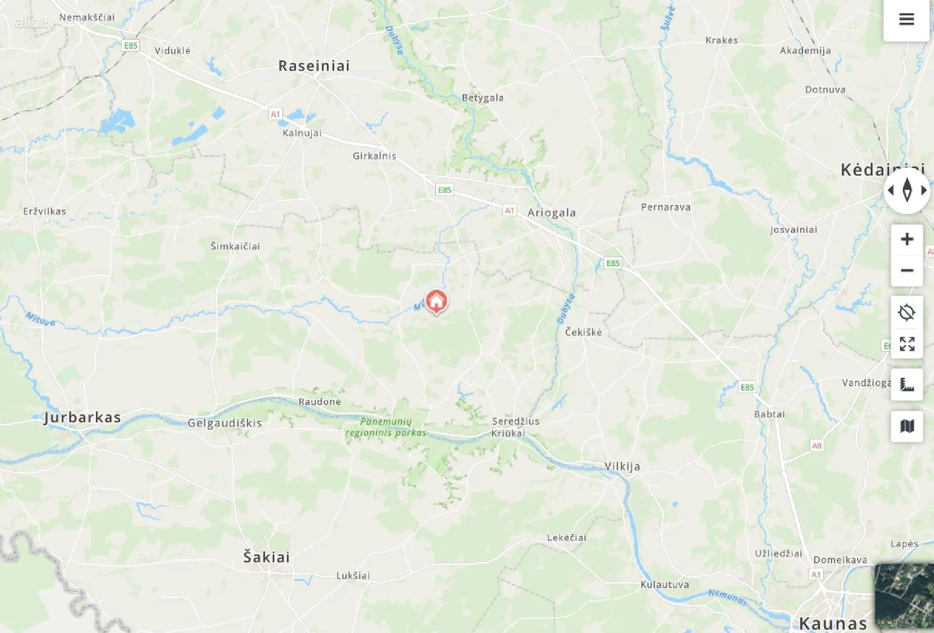 Parduodamos 2 sodybos Jurbarko r. sav., Veliuonos sen.