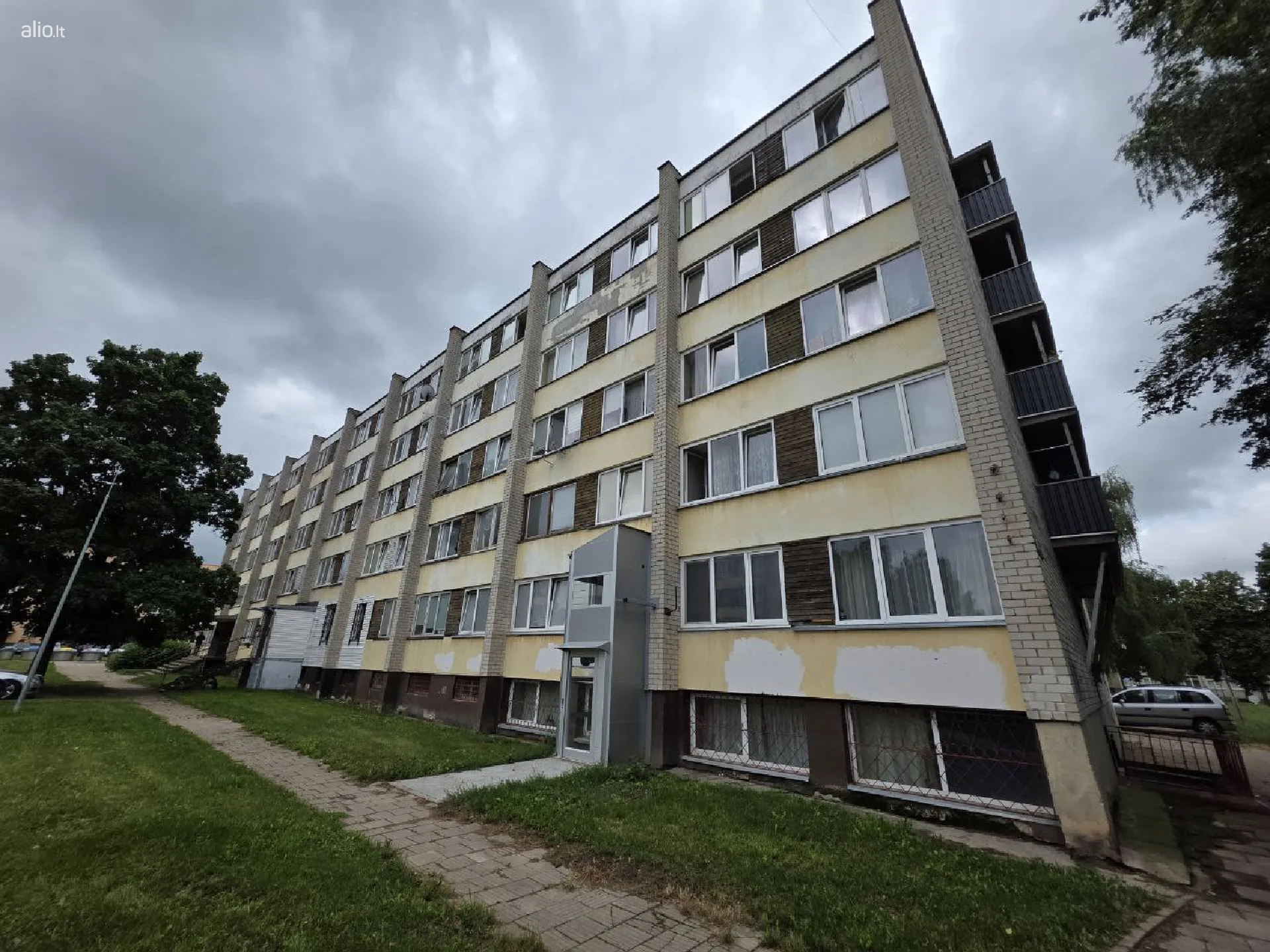 Parduodamas 1 kambarys Alytuje.