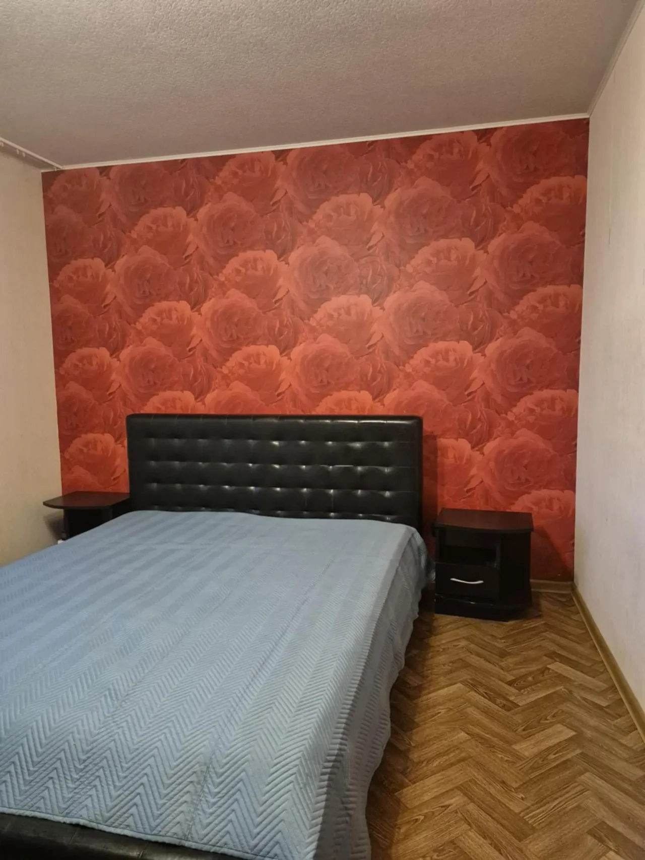 Parduodamas 3 kambarių butas už 2 kambarių buto kainą, ramioje vietoje Kalnupės gatvėje, 5/5a.